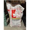 Image 2 : CAN-Dri Supreme All-Purpose Absorbent 12 kg (26.4 lb) Bag