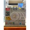 Image 2 : Globe 3 Inch LED Recessed Lighting Kit, 4 Total, 50W Equivalent