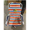 Image 2 : Tommy Bahama Folding Beach Chair with Striped Design and Accessory Pouches