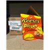 Image 2 : Reese’s Pieces 10 x 104g Peanut Candy Pack