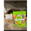 Image 2 : Skittles Sour 140g Packs, Lot of 10 Units