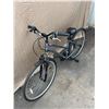 Image 3 : Solaris Supercycle 26-Inch Women’s Multi-Speed Bicycle With Suspension Fork