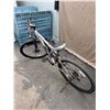 Image 3 : Mongoose Dual Suspension Mountain Bike with 21-Speed Gear System