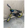 Image 1 : Batman-Themed 20-Inch Kid’s Bicycle with Yellow and Black Accents