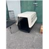 Image 1 : Plastic And Metal Pet Crate With Ventilation Panels