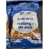 Image 1 : Lot of 8 Pub Mix Snack Packs, 125g Each