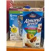 Image 2 : Blue Diamond Almond Breeze Unsweetened Almond Beverage, 6-Carton Set, 946 mL Each