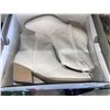 Image 2 : Women’s White Western Boots with Braided Accents and Wooden Heel Size 11