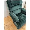 Image 2 : Upholstered La-Z-Boy Recliner