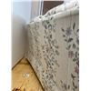 Image 6 : Sklar-Pepper Floral Fabric Sofa