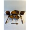 Image 1 : Carved Wooden Bowls