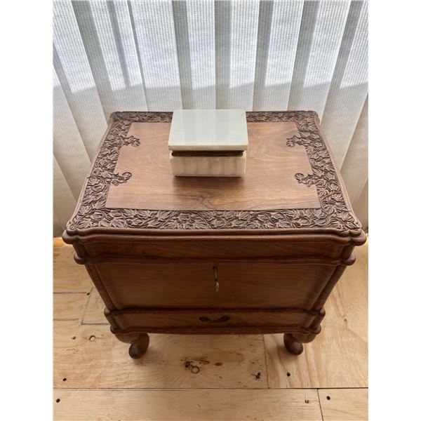 Carved Expandable Jewelry Box