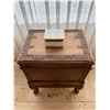Image 1 : Carved Expandable Jewelry Box