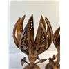 Image 2 : Vintage Hand Carved Wooden Lotuses