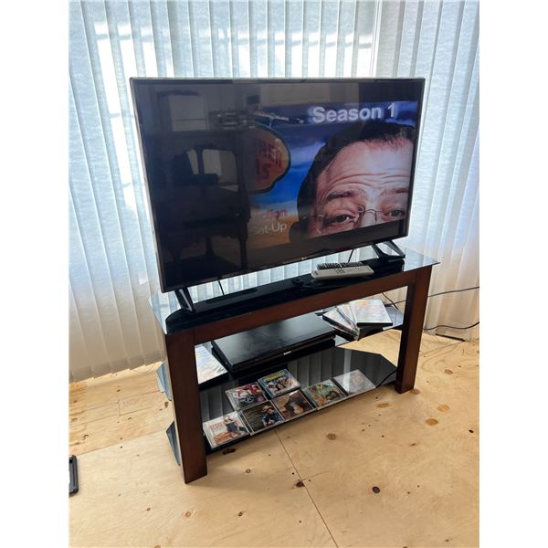 43" LG TV with Sony CD/DVD player and more
