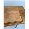 Image 10 : 1910 Singer Sewing Machine and Cabinet