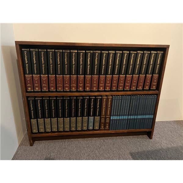 Encyclopedia's and Bookshelf