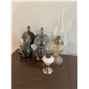 Image 1 : Oil Lamps