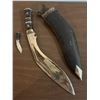 Image 2 : Knife and Sheath