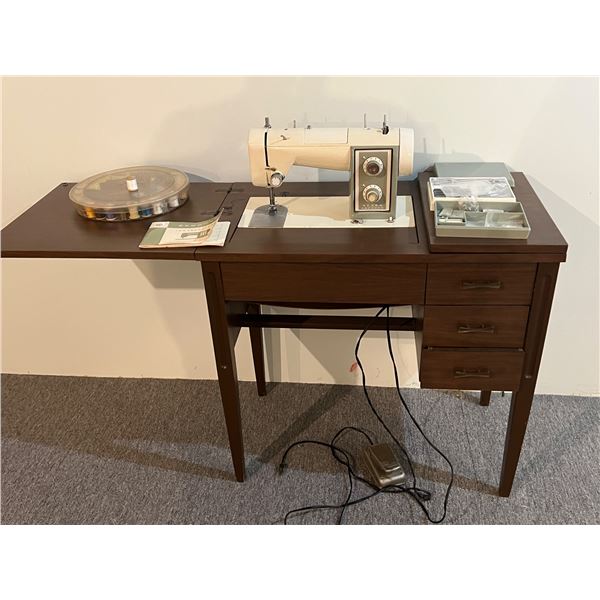 Sears Kenmore Model 16 Sewing Machine