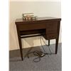 Image 5 : Sears Kenmore Model 16 Sewing Machine