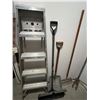 Image 3 : Lawn Tools