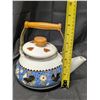Image 2 : Barn yard Blues Vintage Water Kettle W/ Wooden handle