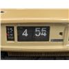 Image 2 : Power Operated Vintage Radio Model :6CA-T45P (Still works)