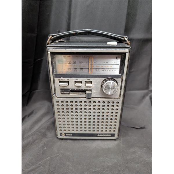 Vintage Transistor Radio Model NO: N710 Series 289A