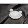 Image 1 : Vintage Small Milk Glass Nesting Chicken Capsule