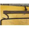 Image 2 : Meat hanger and meat saws