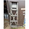 Image 1 : Wood ladder- 6FT