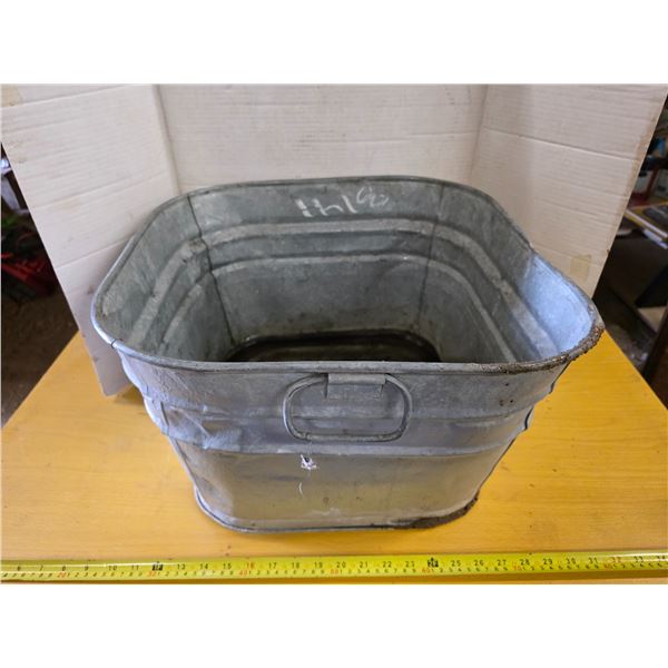 Galvanized tub