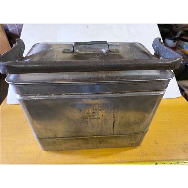 Military MK 4 silver fox container from 1941