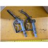 Image 1 : 2 Vintage gas nozzles