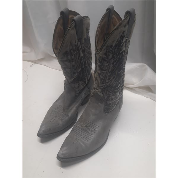 Laredo Men's Harding Leather Boots.