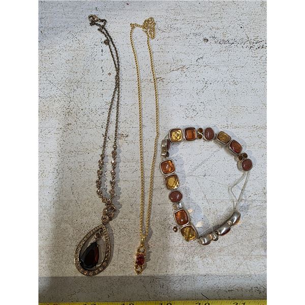 18" necklace and bracelet gold colored