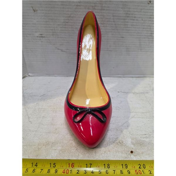 Shoelula ceramic shoe-11"L