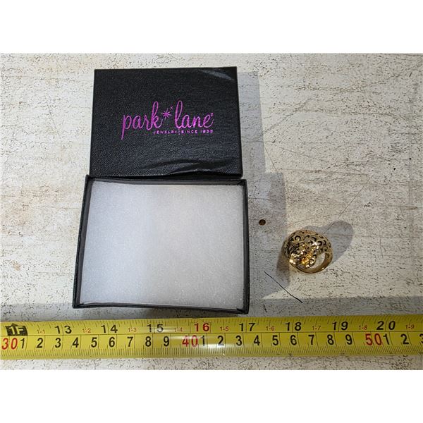 Tiger style ring