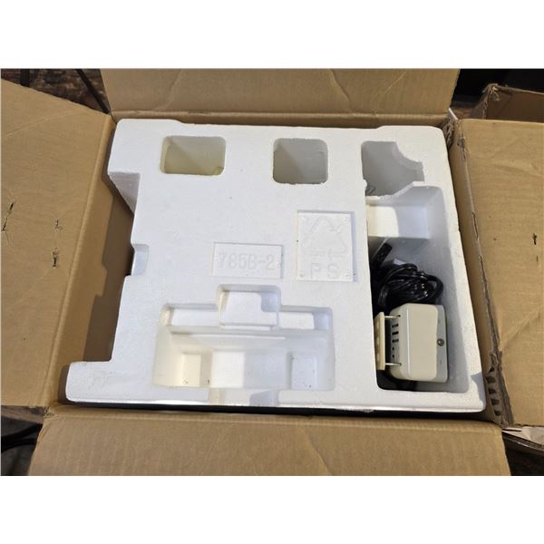 Kenmore overlook sewing machine in original box never used