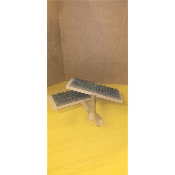 Pr of wooden wool carters
