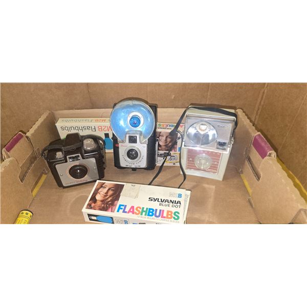 lot of 3 vintage kodak cameras and accessories