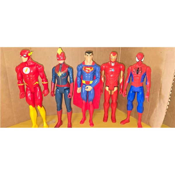 5 Lq action figures