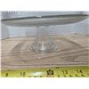 Image 2 : cake tray and lid
