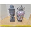 Image 1 : Garden statue and decorative lantern