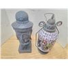 Image 2 : Garden statue and decorative lantern