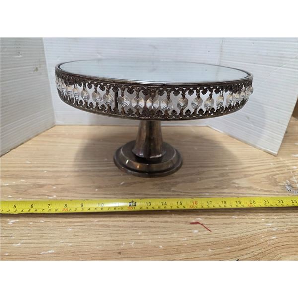 decorative cake stand