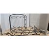 Image 1 : Wrought iron wine bottle holders