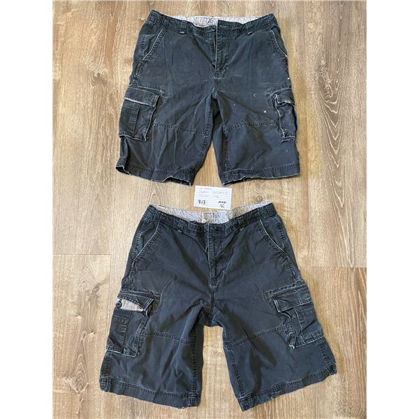 2 men's cargo shorts - size 36