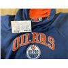 Image 2 : Reebok hoodie - Oilers - size XL - fits more like a Canadian medium